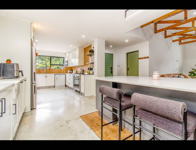 3 BEDROOM HOUSE FOR SALE IN CEDAR LAKES